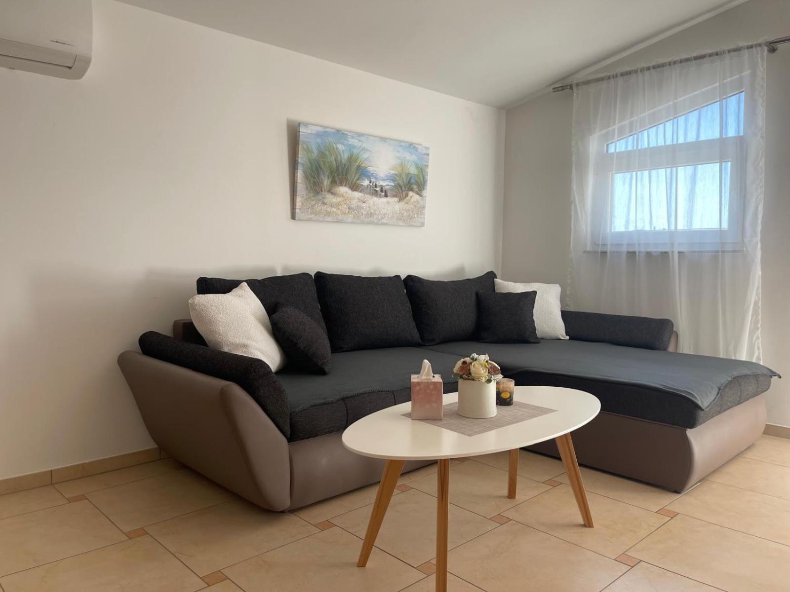 Sinisa Apartman Vir Esterno foto