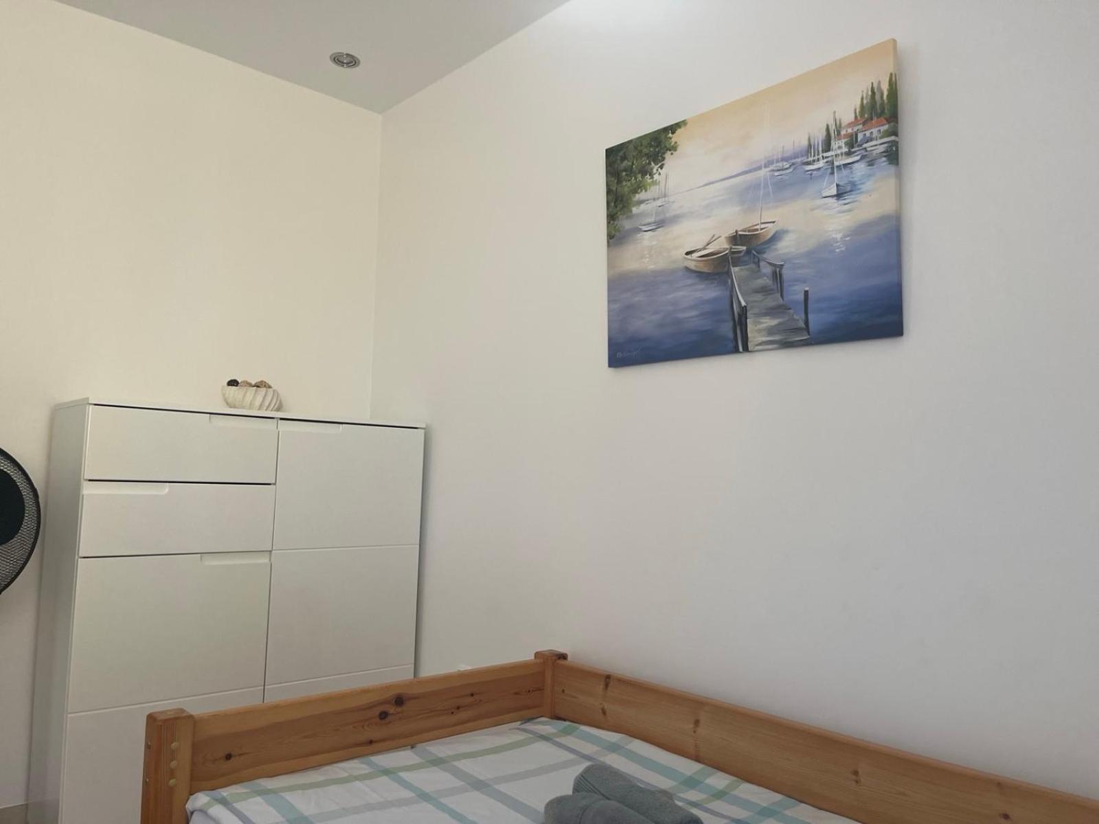 Sinisa Apartman Vir Esterno foto